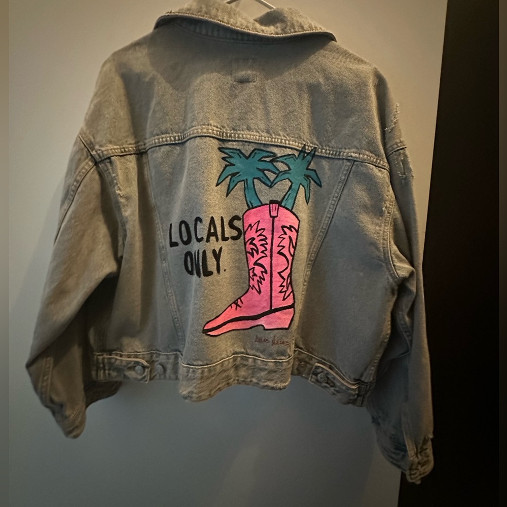 Hand painted Jean jacket from a Nashville boutique womens xl